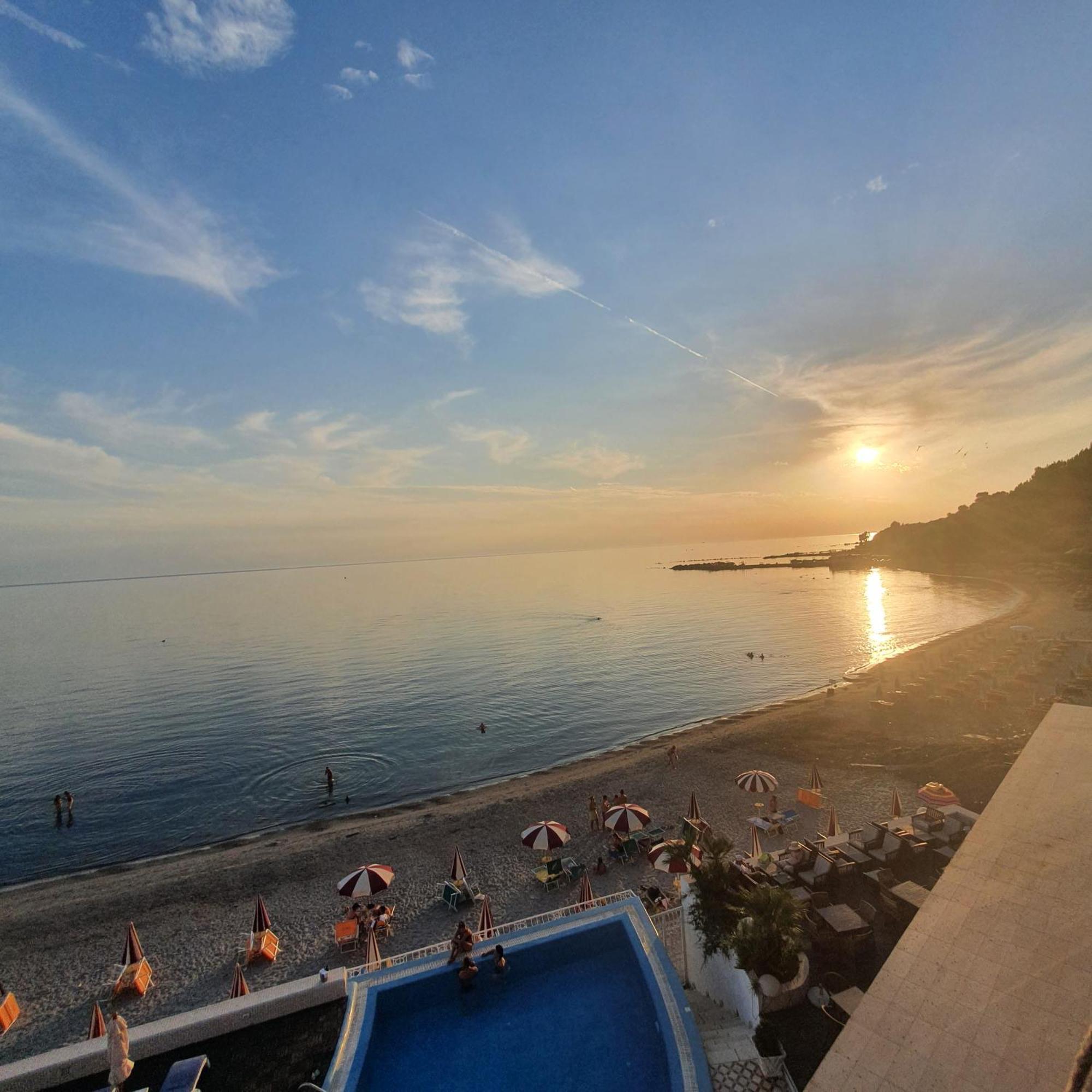 Sea&Sun&Sand Cosy Apartment In Durres Bagian luar foto