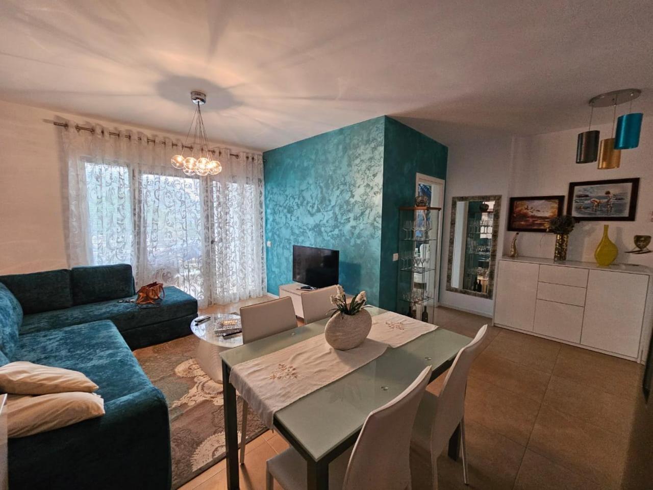 Sea&Sun&Sand Cosy Apartment In Durres Bagian luar foto